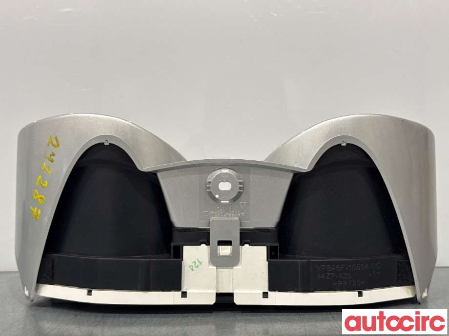 Instrumentpanel til Ford Fiesta 2008-2012 (Type VI, Fase 1)  (FORD|1786854|VP8A6F-10849-GM|8A6T-10849-GL)