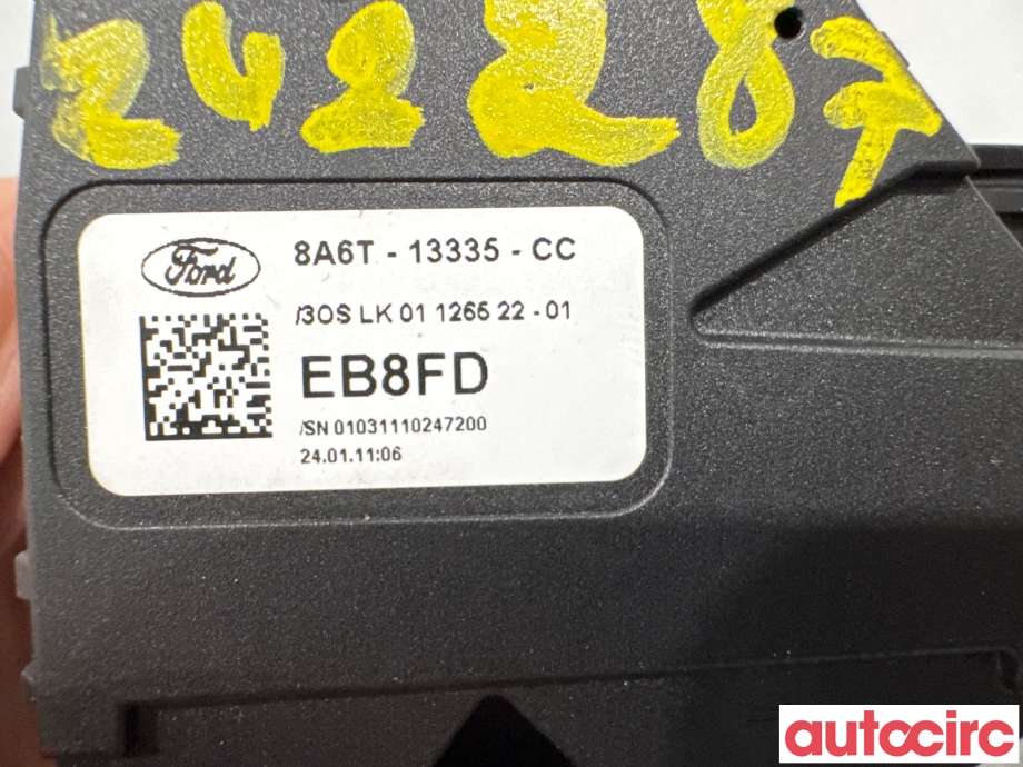 Bryter blink til Ford Fiesta 2008-2012 (Type VI, Fase 1)  (FORD|1686675||8A6T-13335-CC)