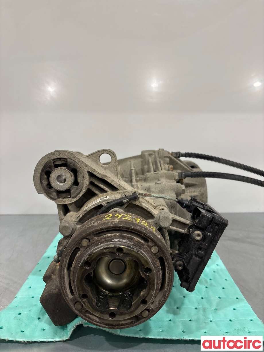 Kardang klokke bak til VW Transporter / Caravelle 2015-2019 (T6) (T6) (VOLKSWAGEN|09N525010F)
