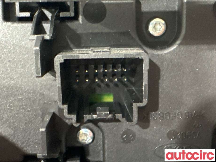 Bryter lys til Ford Fiesta 2008-2012 (Type VI, Fase 1)  (FORD|1515202|10004132|8A6T13A024BB)