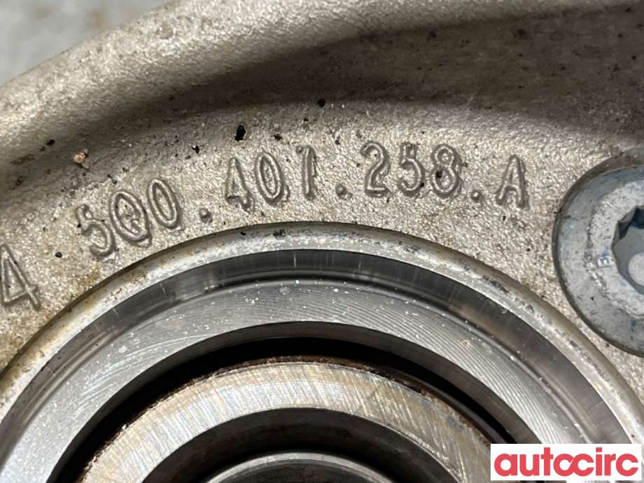 Hjulspindel høyre foran til Škoda Octavia 2013-2016 (Type III, Fase 1)  (SKODA|5Q0407254A|5Q0407258A|5QD407254F)