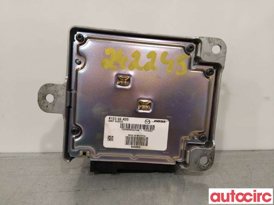 Bilstereo forsterker til Mazda CX-5 2017-->> (Type II)  (MAZDA|K12366A20B)