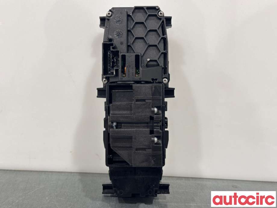 Bryter diverse til Audi Q4 e-tron 2021-->>  (AUDI|89A713059C|10530270-03)