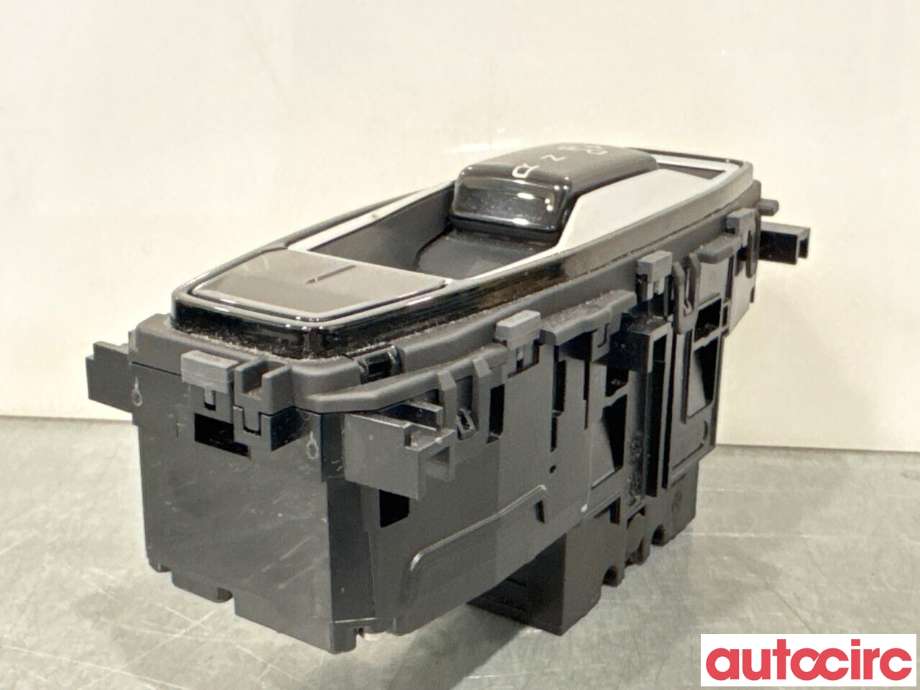 Bryter diverse til Audi Q4 e-tron 2021-->>  (AUDI|89A713059C|10530270-03)