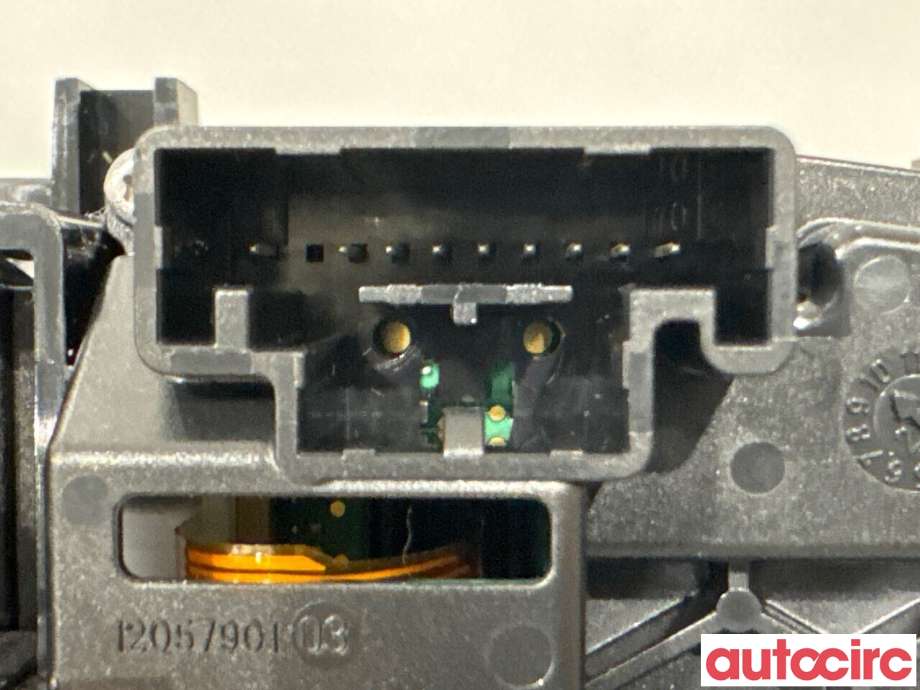 Bryter diverse til Audi Q4 e-tron 2021-->>  (AUDI|89A713059C|10530270-03)