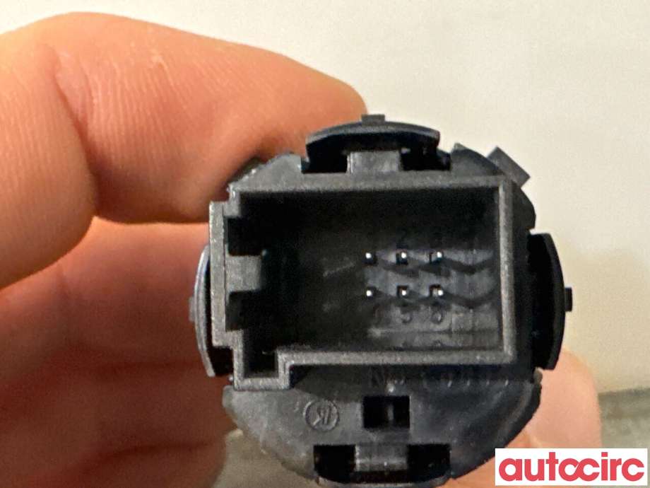 Bryter start/stopp til Audi Q4 e-tron 2021-->>  (AUDI|83A905217B|10351892)