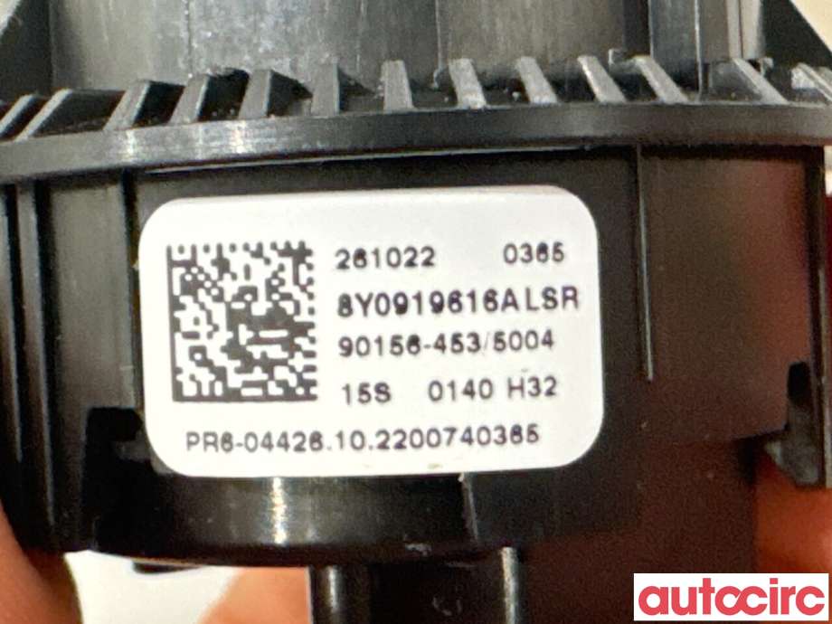 Bryter diverse til Audi Q4 e-tron 2021-->>  (AUDI|8Y0919616A|90156-453|8Y0919616D)