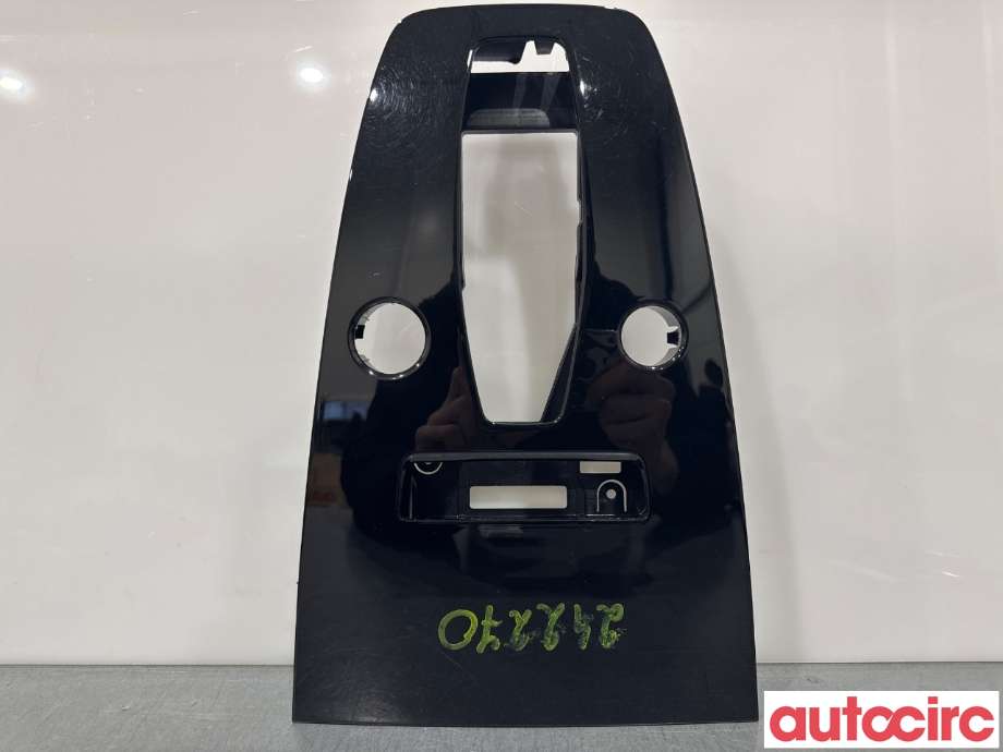 Diverse deler til Audi Q4 e-tron 2021-->> (AUDI|89A864241|)