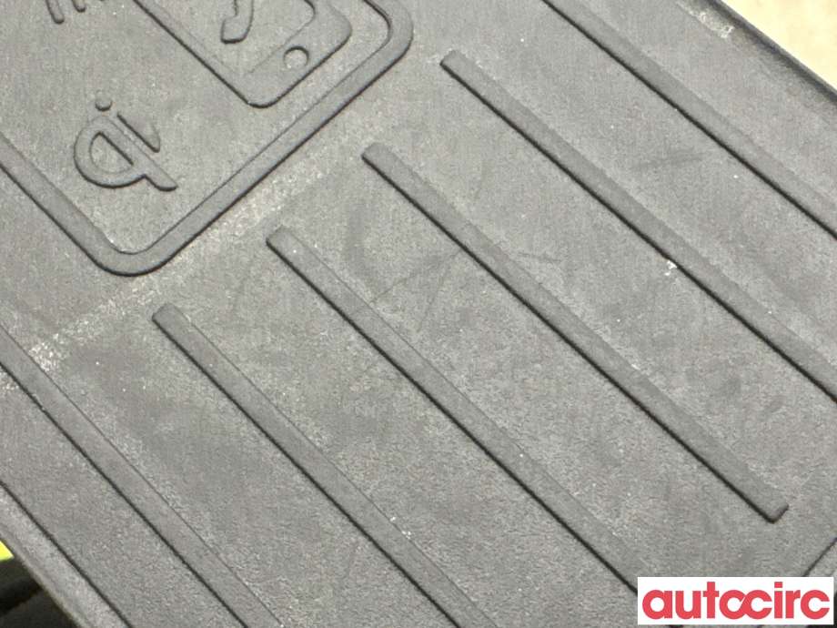 Diverse deler til Audi Q4 e-tron 2021-->>  (AUDI|4N0035502B|WCH-186A)