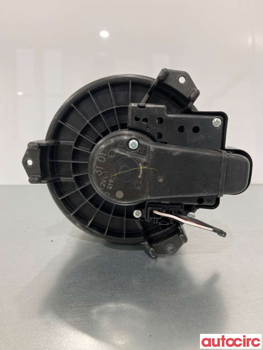 Varmeapparat motor til Toyota Yaris 2012-2014 (Type III, Fase 1)  (TOYOTA|871030D220|)