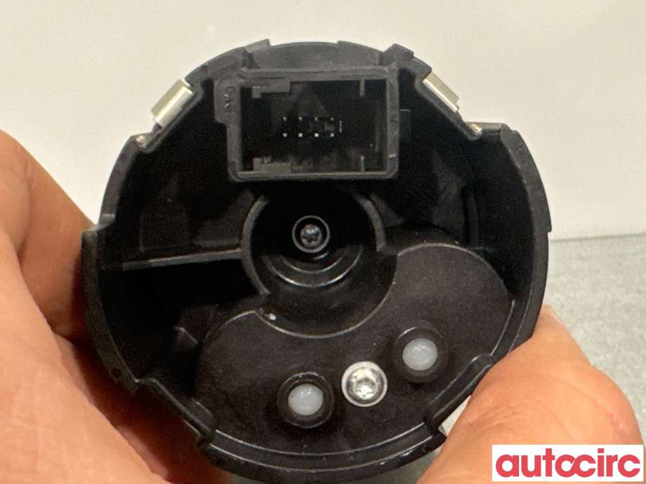 Bryter diverse til Peugeot Partner 2019-->> (Type III)  (PEUGEOT|98093147ZD|210524)