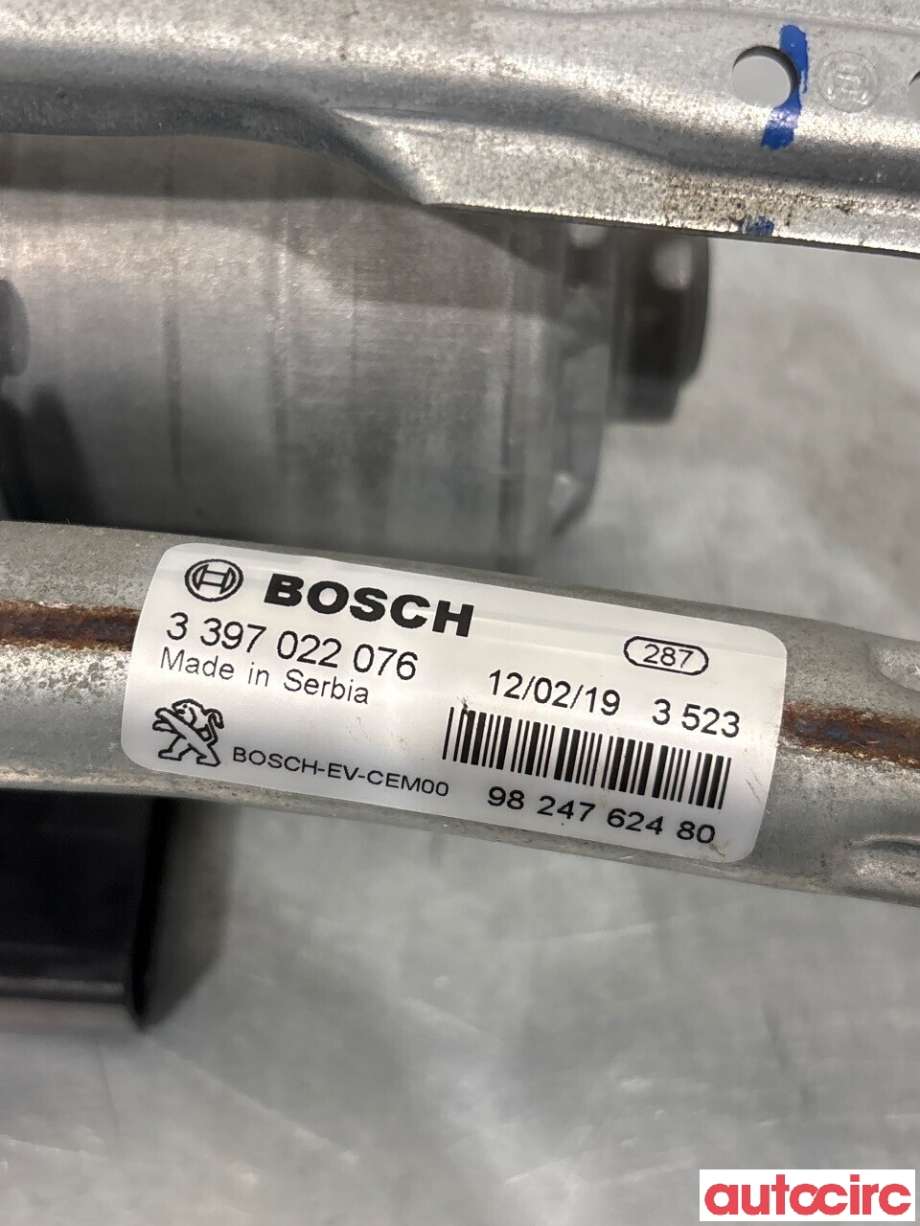 Viskermotor frontrute til Peugeot 5008 2017-->> (Type II) (PEUGEOT|9824762480|)