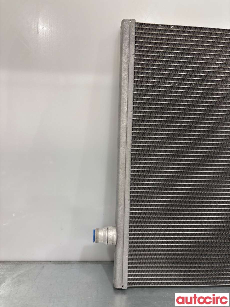Radiator (automat gir) til Jaguar I-PACE 2018-->>  (JAGUAR|T4K9610|J9D38D100AA)