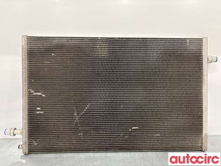 Radiator (automat gir) til Jaguar I-PACE 2018-->>  (JAGUAR|T4K9610|J9D38D100AA)