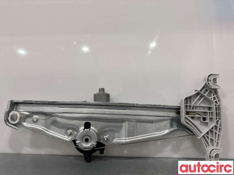 Ruteheis høyre foran til Hyundai Ioniq 5 2021-->>  (HYUNDAI|82460GI010|F00S1W2392|82460-GI010)