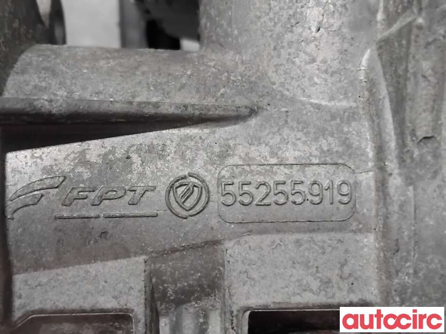 Spjeldhus til Opel Combo D 2012-2018  (OPEL|55255919|)