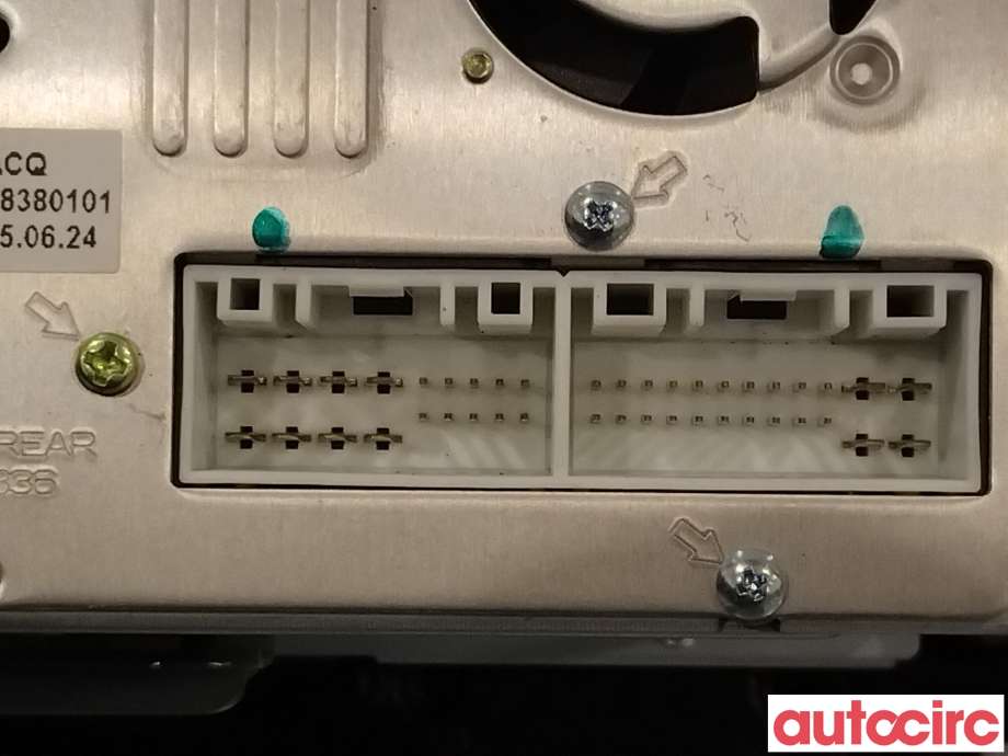 Multimedia display (MCU - Media Controller Unit) til Hyundai Tucson 2015-2020 (HYUNDAI|96560D70104X)