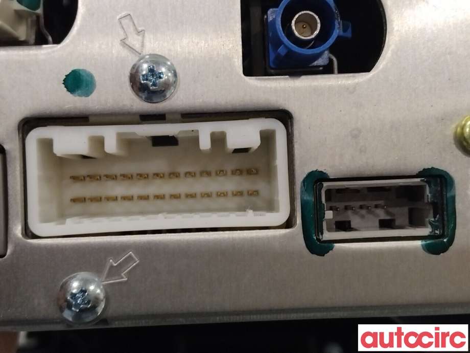 Multimedia display (MCU - Media Controller Unit) til Hyundai Tucson 2015-2020 (HYUNDAI|96560D70104X)