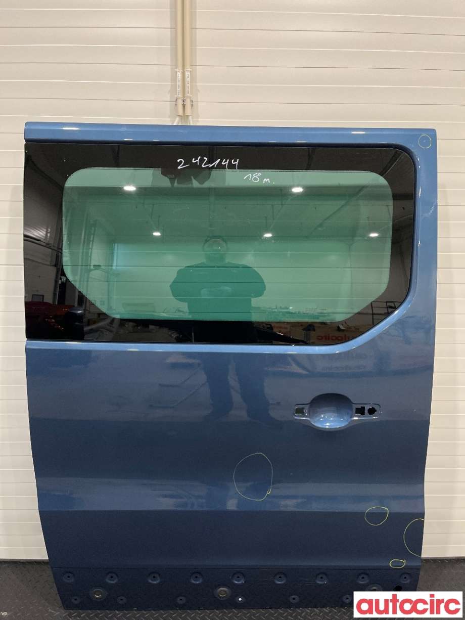 Dør høyre skyvedør til Nissan NV300 2016-->> (NISSAN|8210000Q1M)