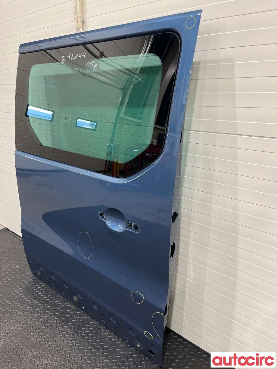 Dør høyre skyvedør til Nissan NV300 2016-->> (NISSAN|8210000Q1M)