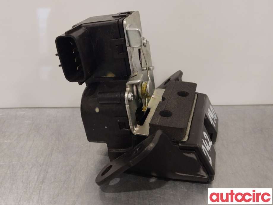 Baklukelås til Hyundai Ix35 2010-2015  (HYUNDAI|812301H300)