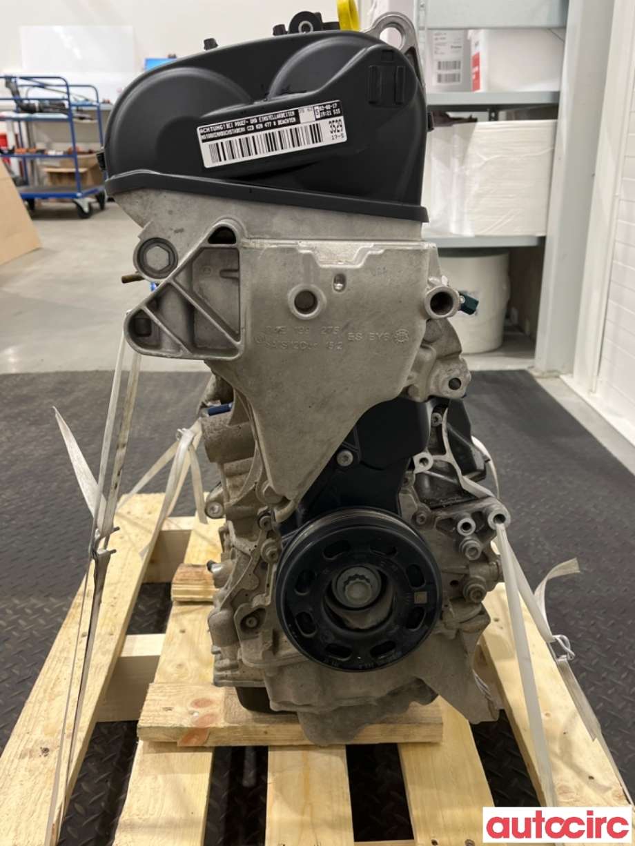 Motor bensin til VW Golf Sportsvan 2014-2018  (VOLKSWAGEN|04E100098F|CZDA|04E100034D)