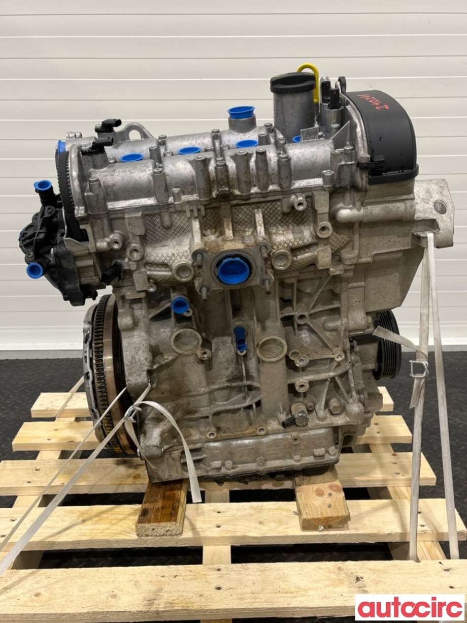 Motor bensin til VW Golf Sportsvan 2014-2018  (VOLKSWAGEN|04E100098F|CZDA|04E100034D)