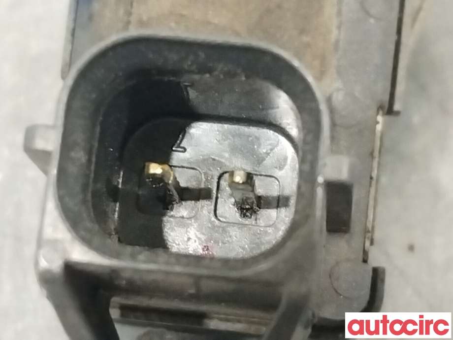 Parkeringssensor bak til Peugeot 4008 2012-2017  (PEUGEOT|6590Z1|)