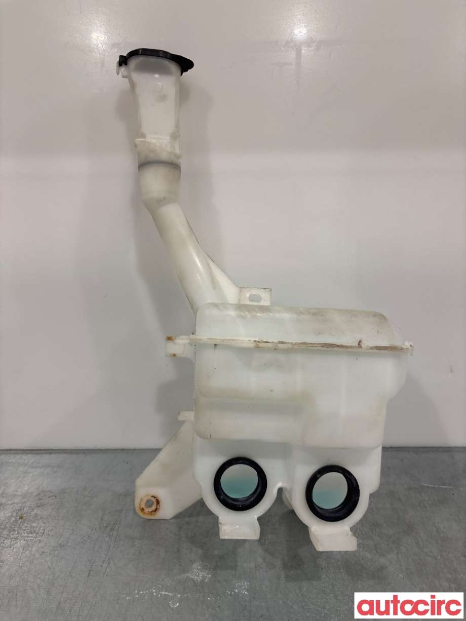 Spylertank til Toyota Urban Cruiser, 2009-2014  (TOYOTA|8531552140)