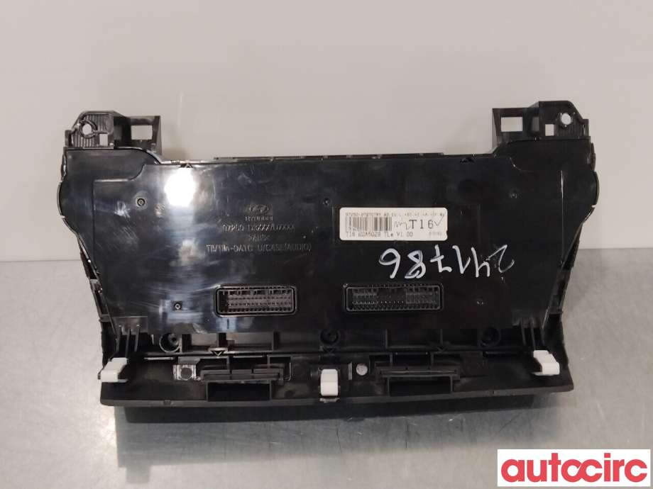 Varmeapparat betjening til Hyundai Tucson 2015-2020  (HYUNDAI|97250D7270TRY)