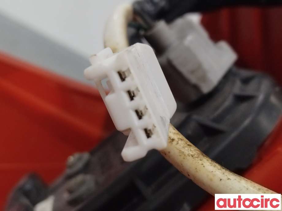 Baklykt høyre til Toyota Auris 2013-2015 (Type II, Fase 1)  (TOYOTA|8155102730|)