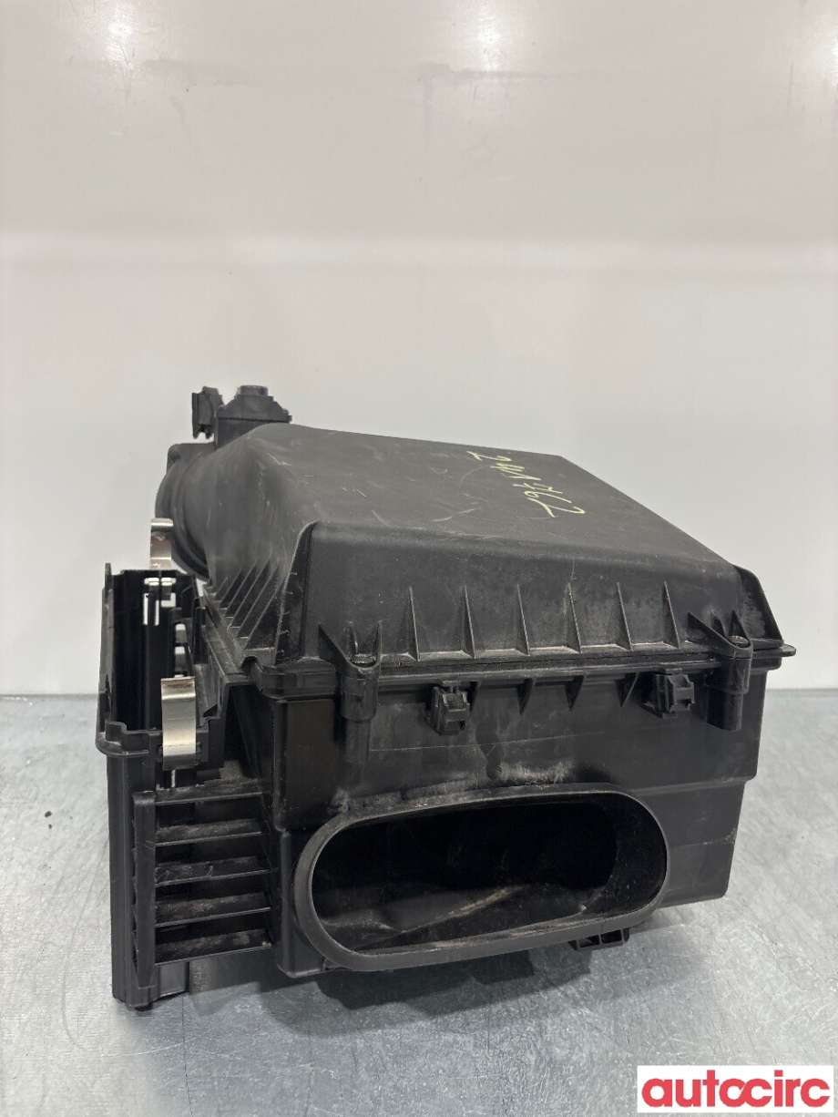 Luftfilterboks til Mercedes GLA 2014-2020 (X156) (X156) (MERCEDES|A6450900001)