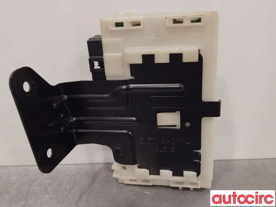 Styreenhet hengerfeste til Ford Kuga 2013-2019 (FORD|2462429|EJ5J-19H378-AD)