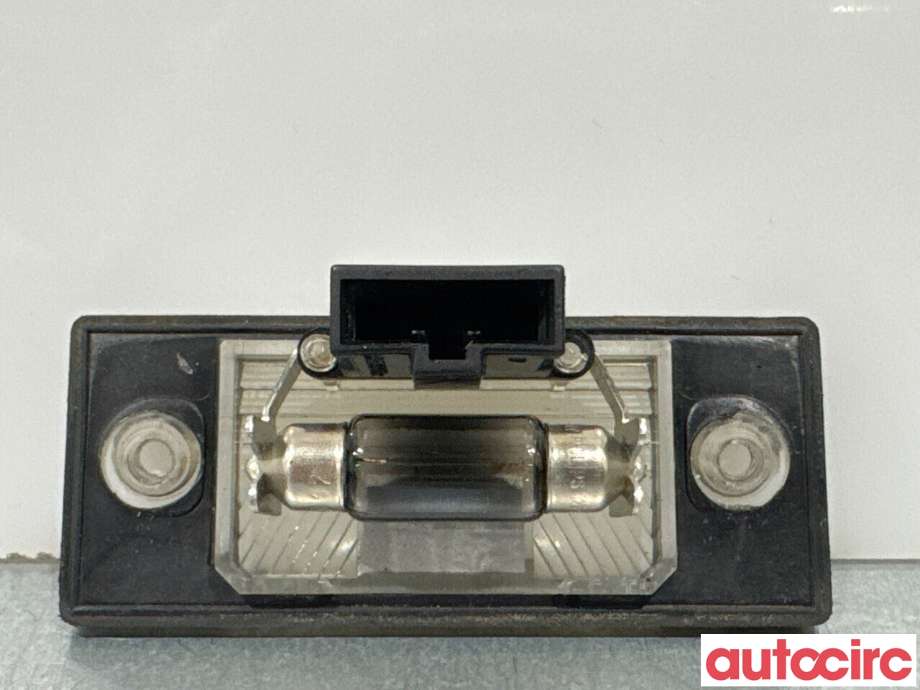 Skiltlys til VW Tiguan 2011-2016 (Type I, Fase 2)  (VOLKSWAGEN|3AF943021A||1J5943021D)