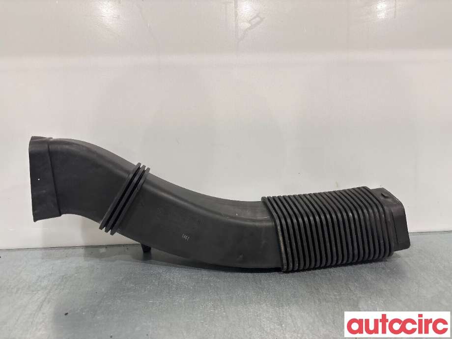 Luftslange innsug til BMW 5-Serie 2010-2017 (F10/F11) (F10/F11) (BMW|13717811597)