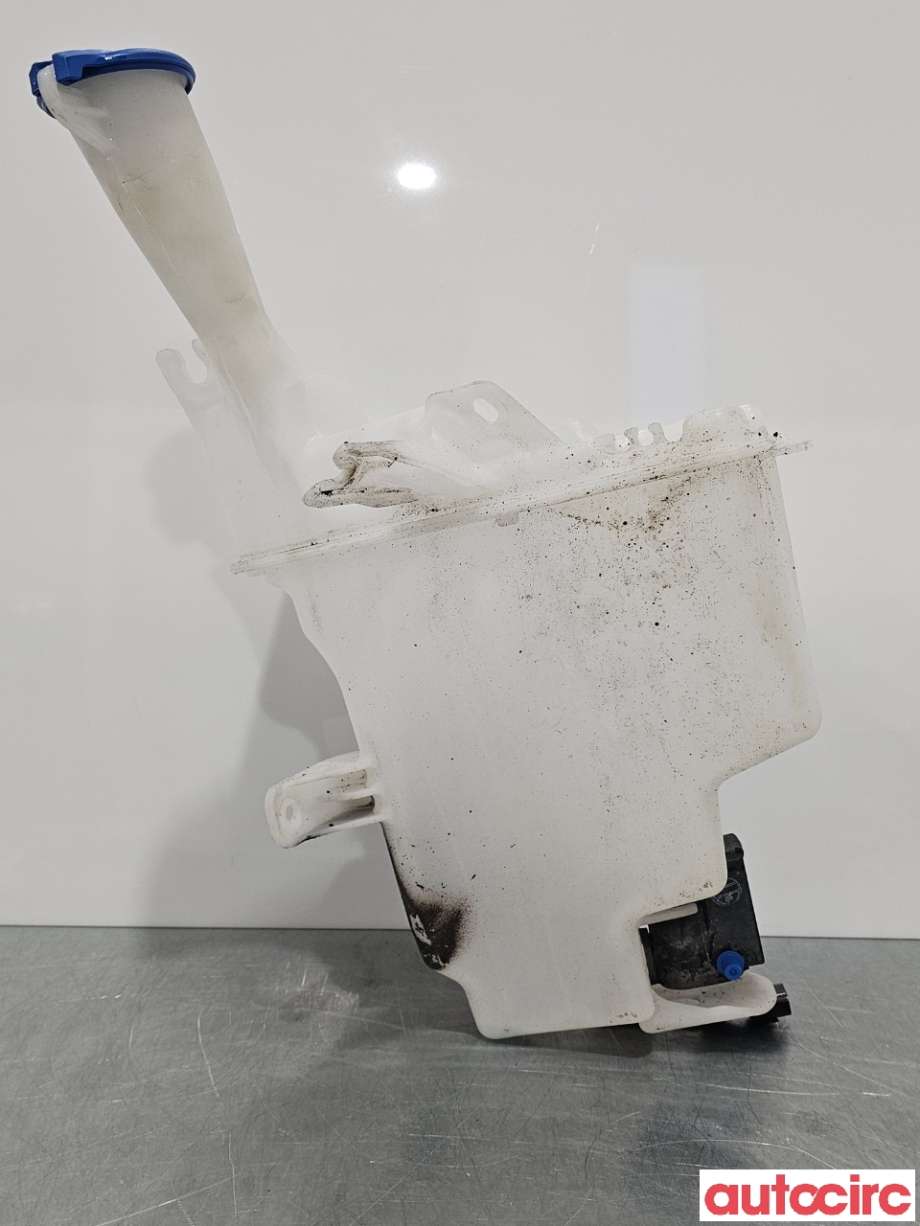 Spylertank til Hyundai i30 2012-2017 (Type II)  (HYUNDAI|98610A6010||98610-A6000)