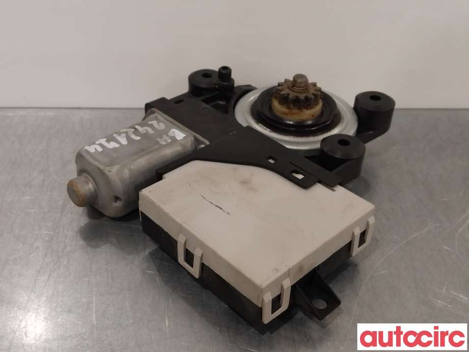 Ruteheis høyre bak til Ford Kuga 2008-2012 (Type I)  (FORD|1767048|7M5T-14B534-CD)