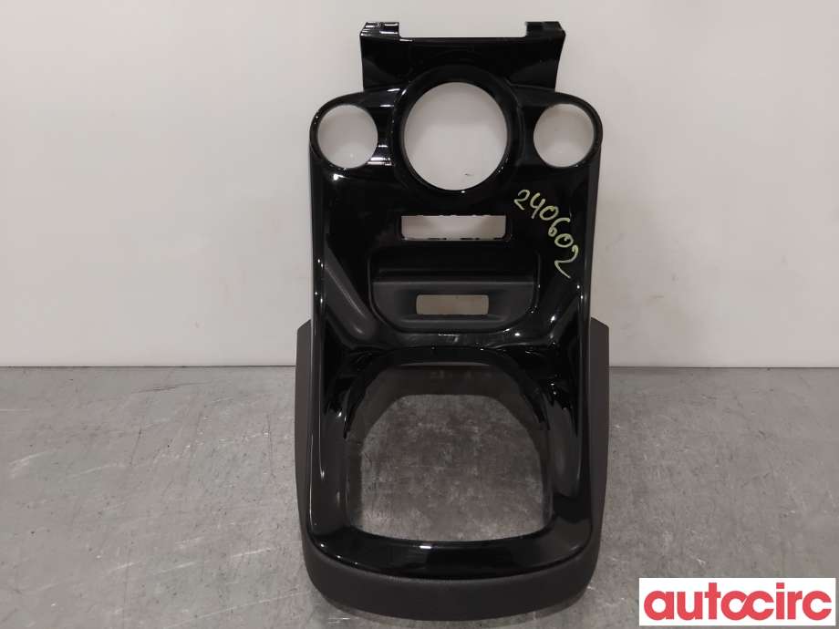 Diverse deler til Ford Fiesta, 2013-2017 (Type VI, Fase 2)  (FORD|2036614)
