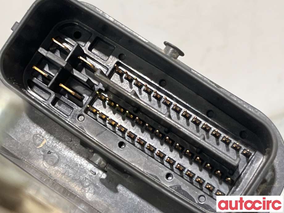 ABS sentral til Toyota RAV4 2006-2009 (Type III, Fase 1) (TOYOTA|4405042230|133800-7970|44540-42100)