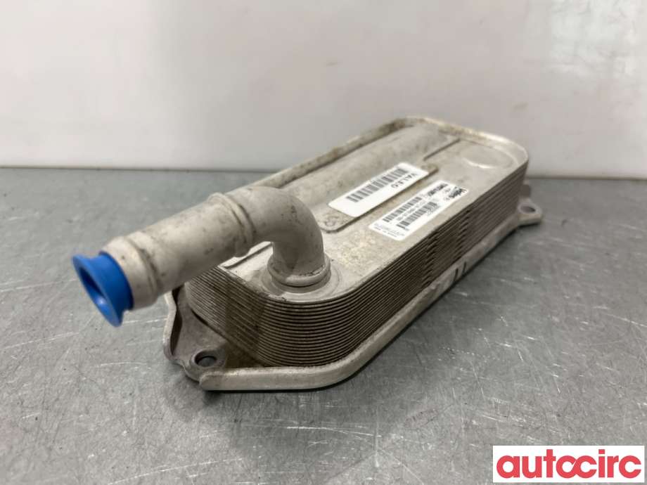 Oljekjøler til Toyota RAV4 2006-2009 (Type III, Fase 1)  (TOYOTA|157100R010|988967T|15710-0R010)