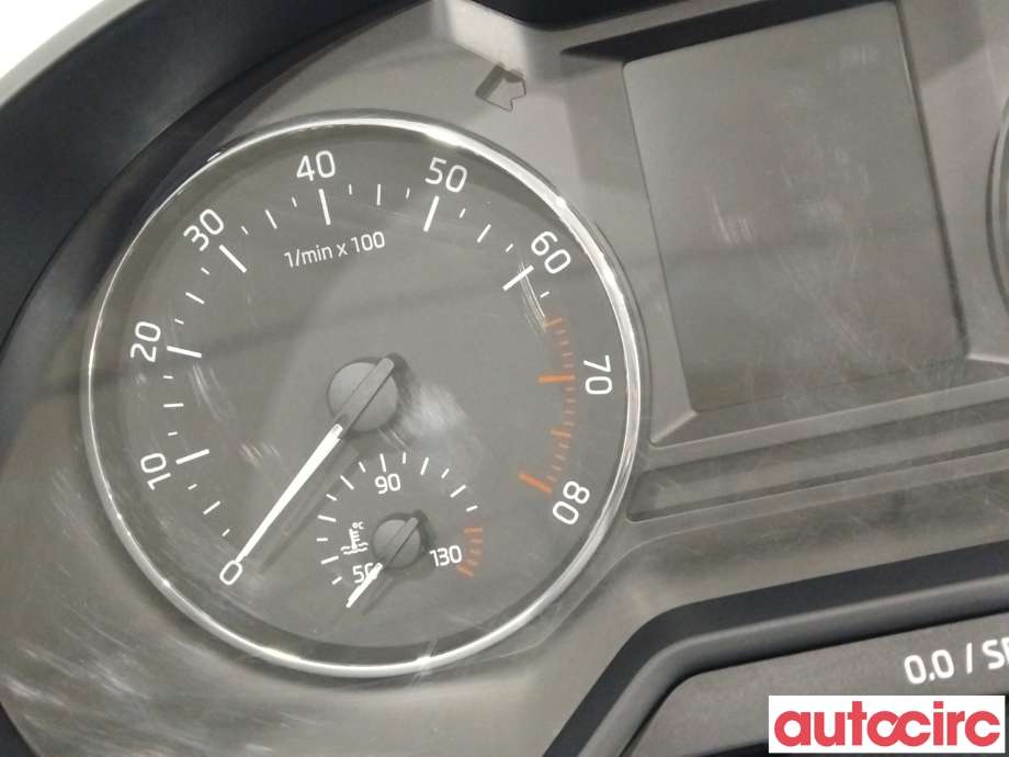 Instrumentpanel til Škoda Octavia 2013-2016 (Type III, Fase 1)  (SKODA|5E0920750B|)