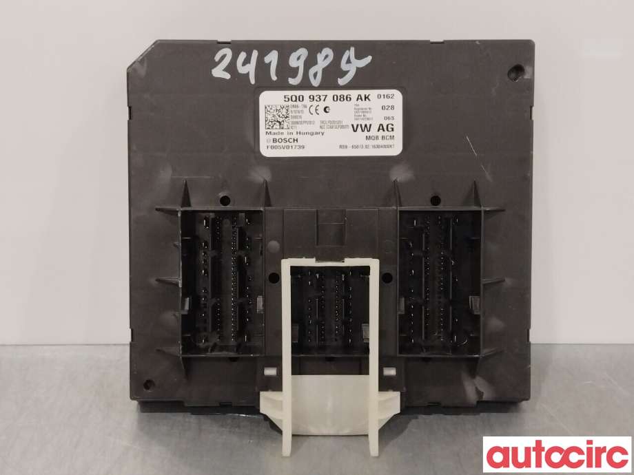 Styreenhet comfort (BCM) til Škoda Octavia, 2013-2016 (Type III, Fase 1)  (SKODA|5Q0937086AK)