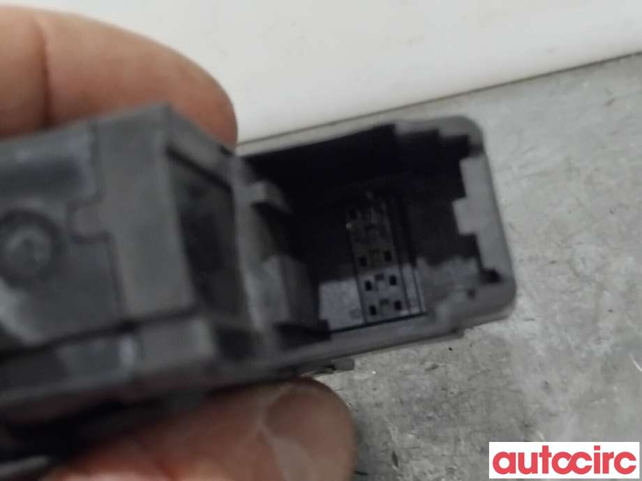 Bryter Antispinn til Opel Insignia A 2009-2014  (OPEL|13272500||12352070)