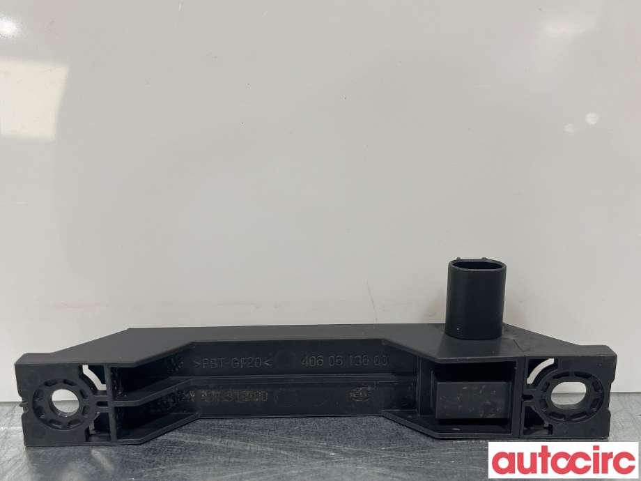 Antenne forsterker til Mercedes EQA 2021-->>  (MERCEDES|A1779050001|A1779050500)