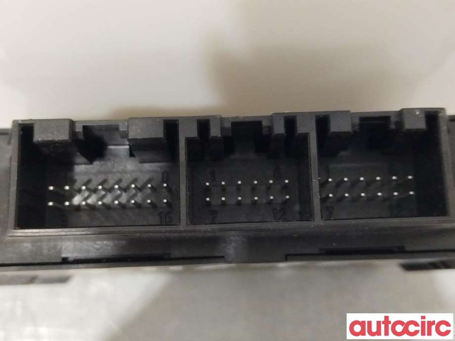 Styreenhet parkering til VW Transporter / Caravelle 2009-2015 (Fase 2) (T5) (T5) (VOLKSWAGEN|7E0919475B)