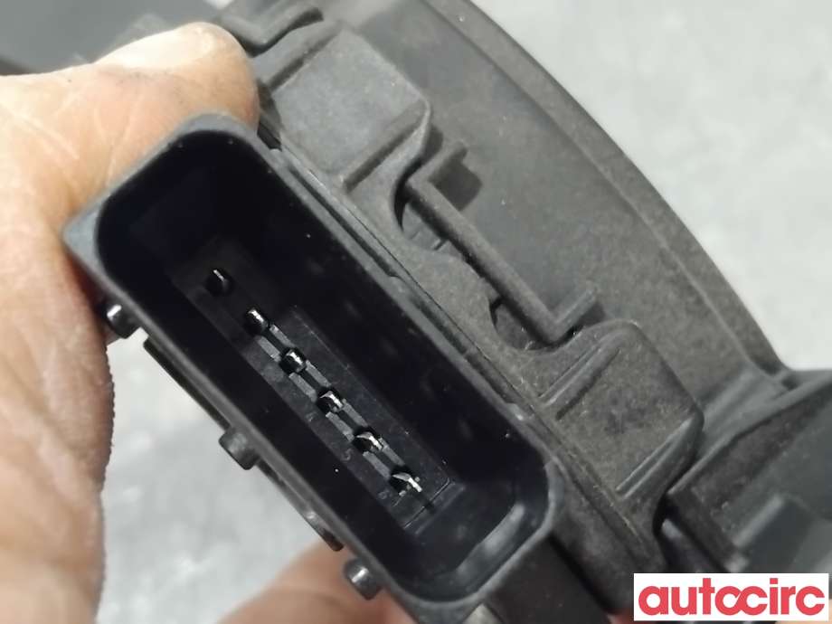 Pedal gass til Opel Insignia A 2009-2014  (OPEL|13237352|6PV009765-00)