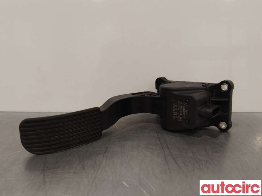 Pedal gass til VW Crafter 2011-2016 (Type I, Fase 2)  (VOLKSWAGEN|2E0721507B|)