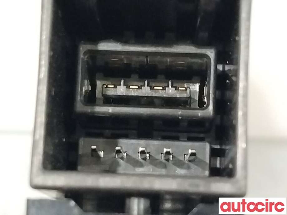 Diverse deler til Toyota Auris 2013-2015 (Type II, Fase 1)  (TOYOTA|861900D030)