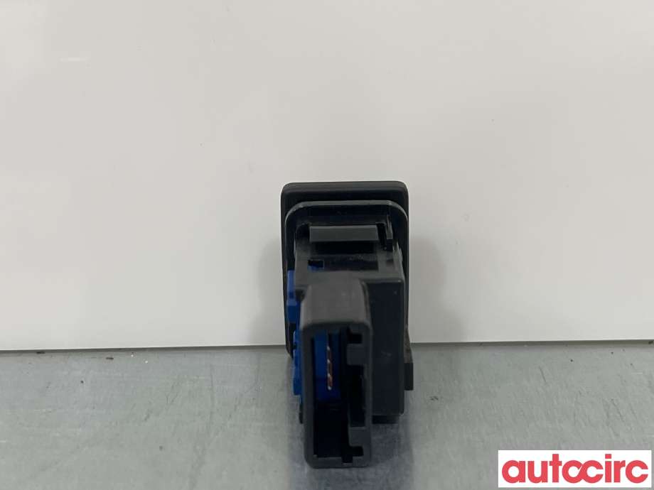 Bryter diverse til Toyota RAV4 2016-2019 (Type IV, Fase 2)  (TOYOTA|8497842030)
