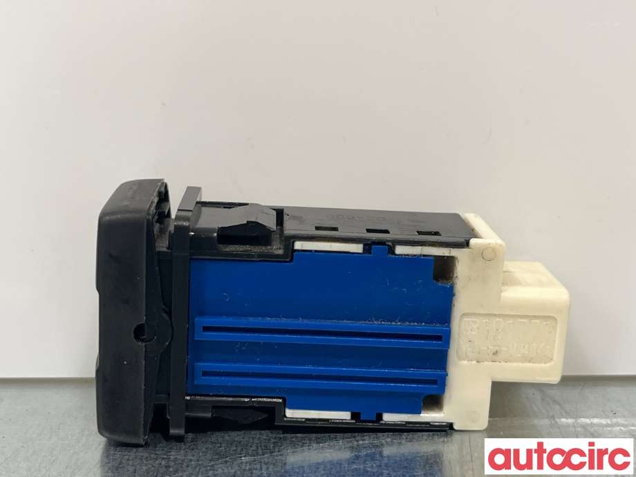 Bryter setevarme til Toyota RAV4 2016-2019 (Type IV, Fase 2)  (TOYOTA|8475142082)